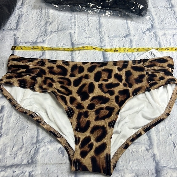 Soma bikini size large rouched sides animal print - Picture 7 of 12